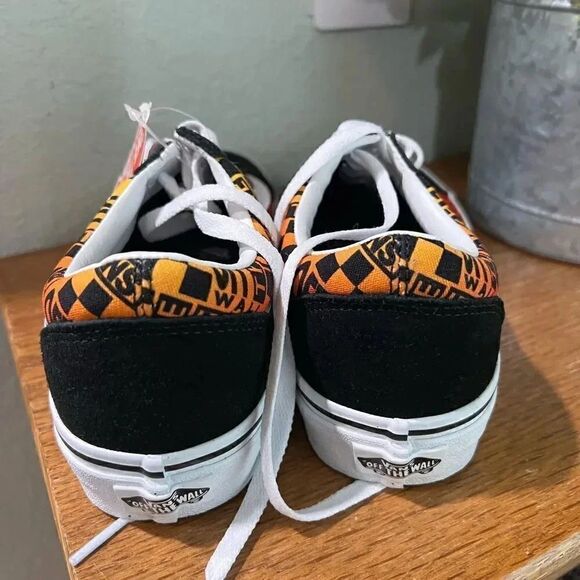 NWT Vans Off The Wall Sneakers Men 7.0 Women 8.5 Black, Orange, Yellow - Picture 5 of 8